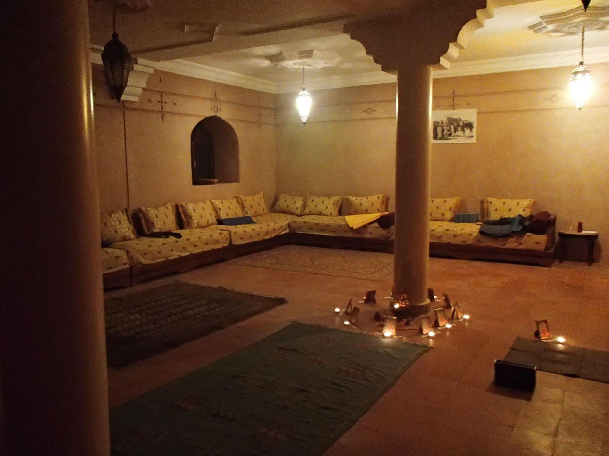 Kasbah Zitoune Tajda Buitenkant foto
